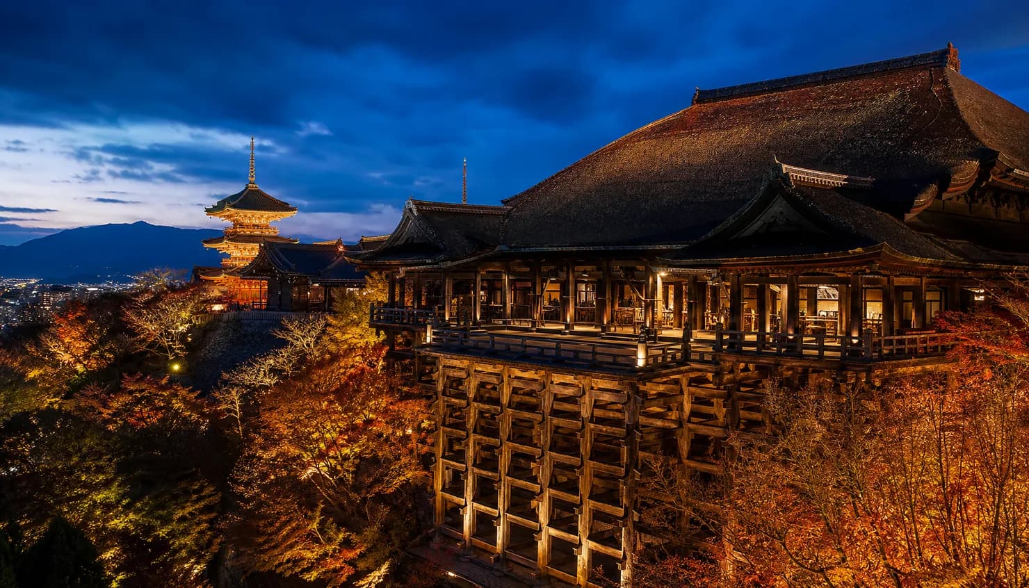 Kiyomizu-dera illuminated at night